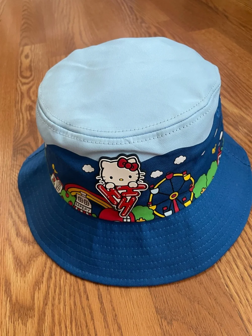 Hypland x Hello Kitty Bucket Hat Carnival Blue NWT Sanrio Collab